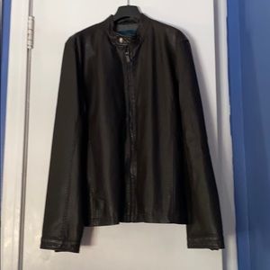 Men’s faux leather Perry Ellis jacket